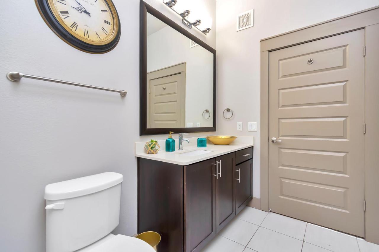 U1 Penthouse Downtown Houston Rental Car Available Apt 1Br 1Bth Gym Sleep Good Eksteriør bilde