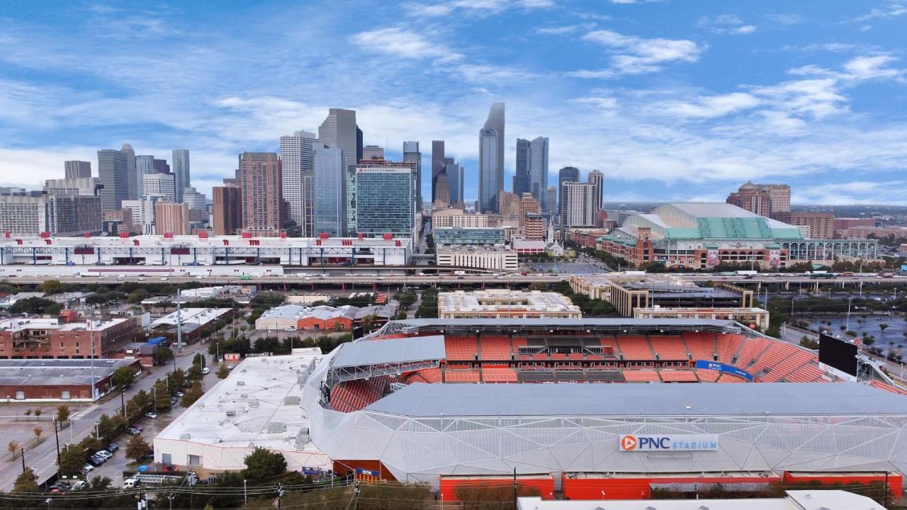 U1 Penthouse Downtown Houston Rental Car Available Apt 1Br 1Bth Gym Sleep Good Eksteriør bilde
